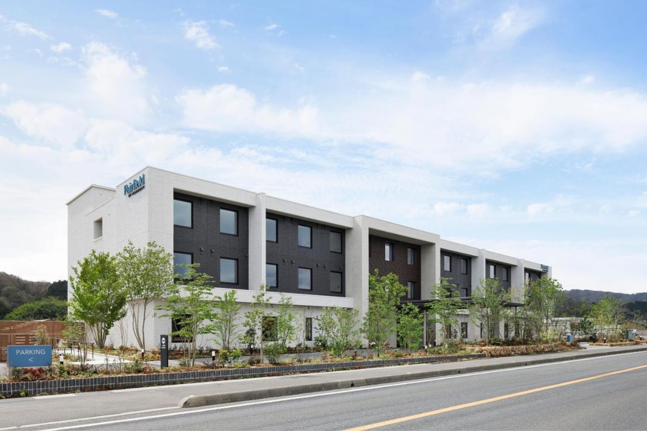 Отель Fairfield By Marriott Okayama Tsuyama Экстерьер фото