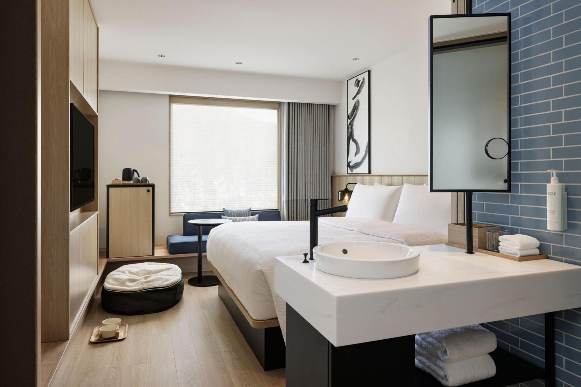 Отель Fairfield By Marriott Okayama Tsuyama Экстерьер фото